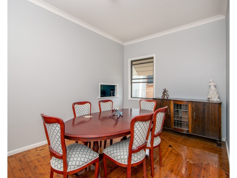 121 Cowlishaw Street, Redhead NSW 2290