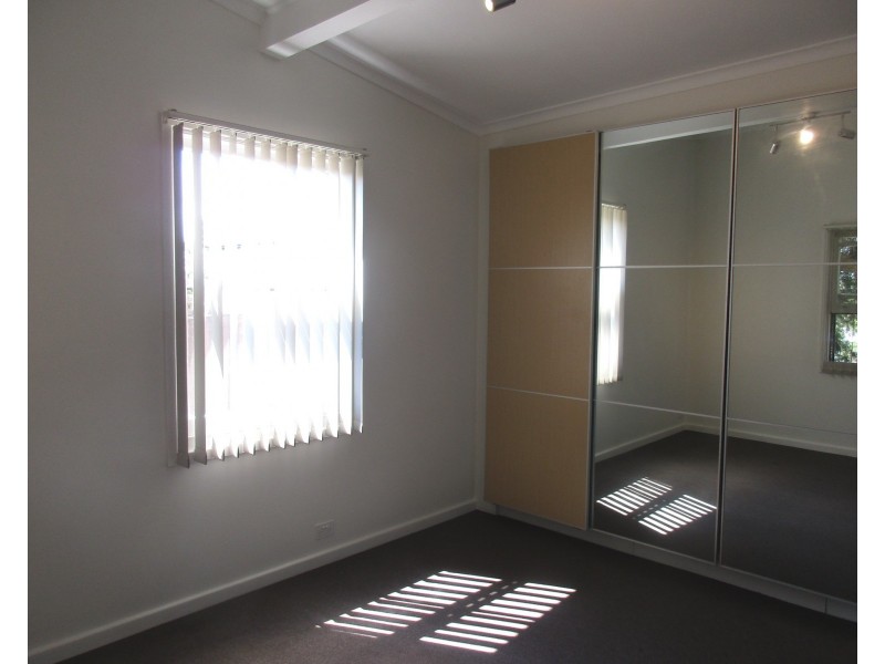 22 Lake Avenue, Cardiff South NSW 2285