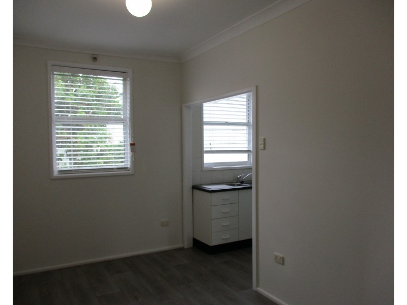 196 South Street, Windale NSW 2306