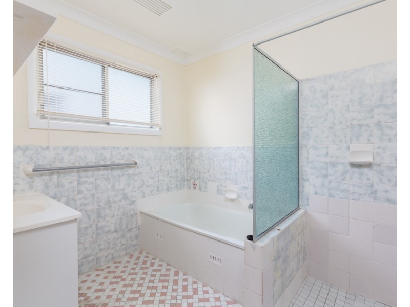 31 Gregory Parade, Kotara NSW 2289