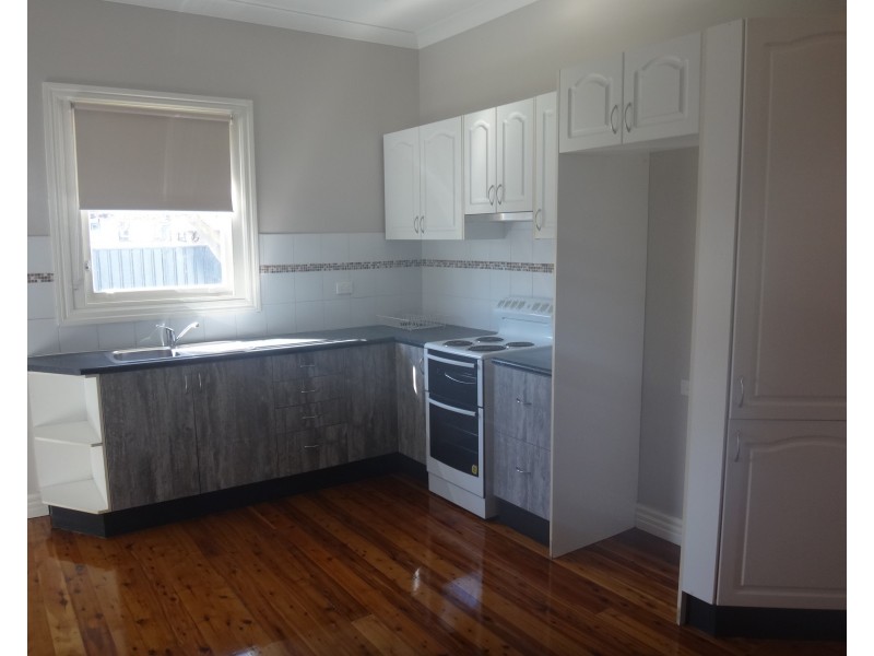 6 Watson Street, Mayfield NSW 2304