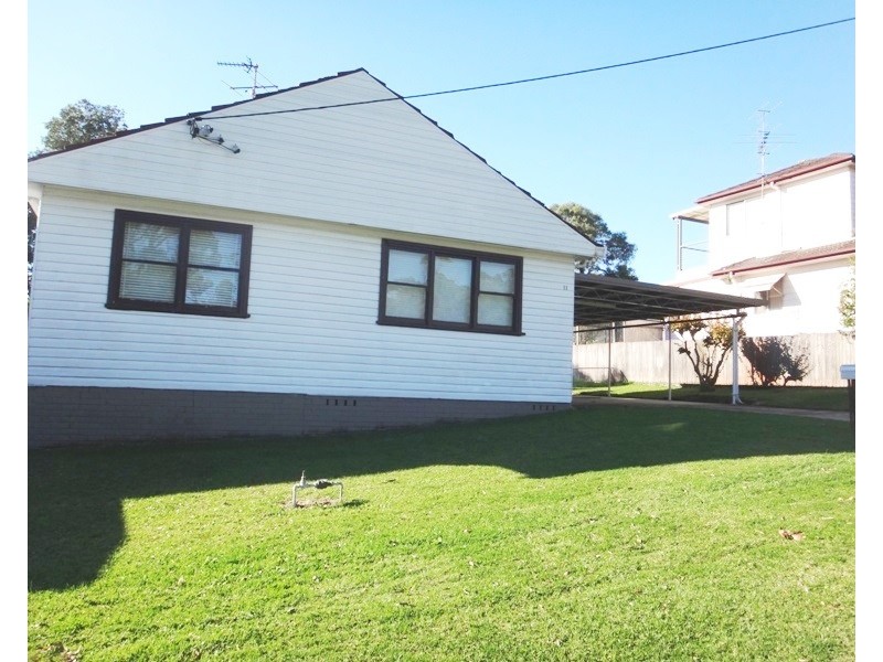 11 Albert Street, Tingira Heights NSW 2290