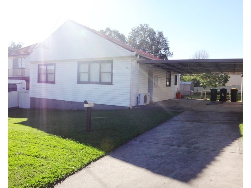 11 Albert Street, Tingira Heights NSW 2290