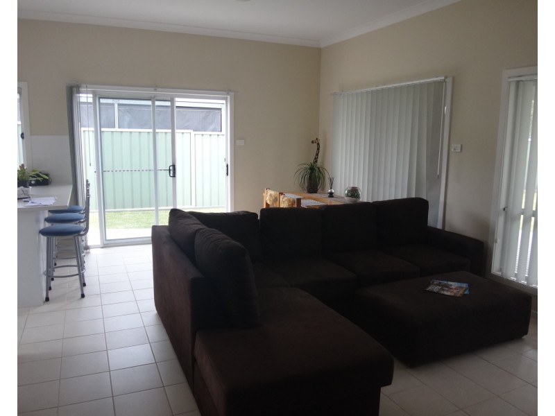 35B Tennent Road, Mount Hutton NSW 2290