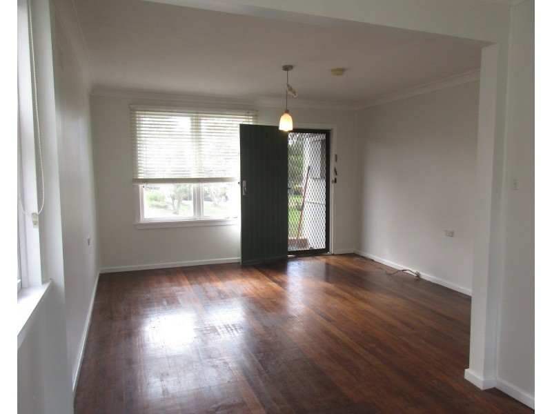 44 Redwood Crescent, Gateshead NSW 2290