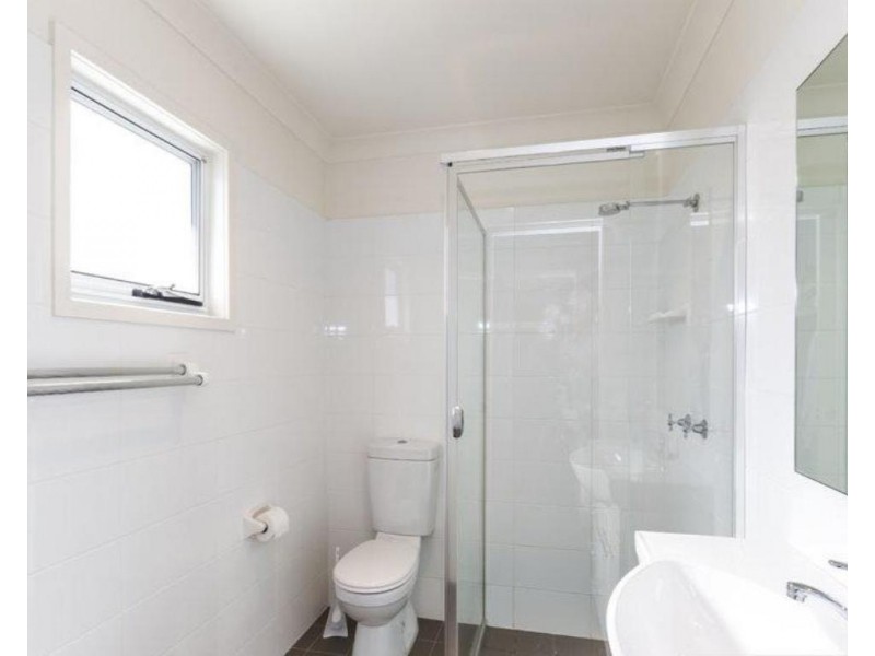 2A Berkeley Street, Mayfield NSW 2304