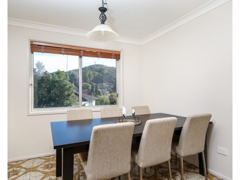 9 Malwood Avenue, Macquarie Hills NSW 2285