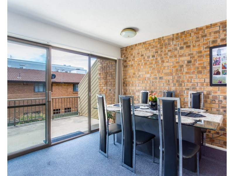 2/26 Smith Street, Charlestown NSW 2290