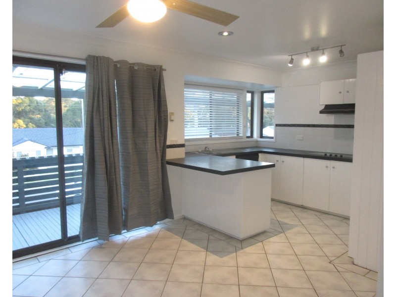 33 Walumbi Avenue, Tingira Heights NSW 2290