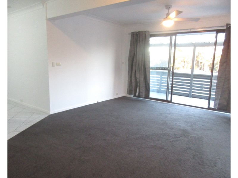 33 Walumbi Avenue, Tingira Heights NSW 2290