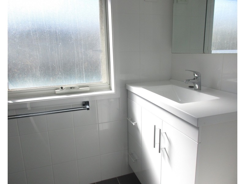 33 Walumbi Avenue, Tingira Heights NSW 2290