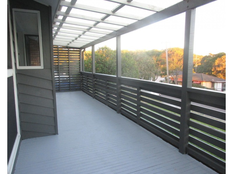 33 Walumbi Avenue, Tingira Heights NSW 2290