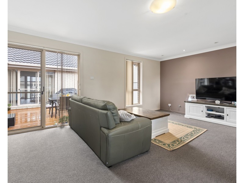 5 Pandorea Way, Valentine NSW 2280