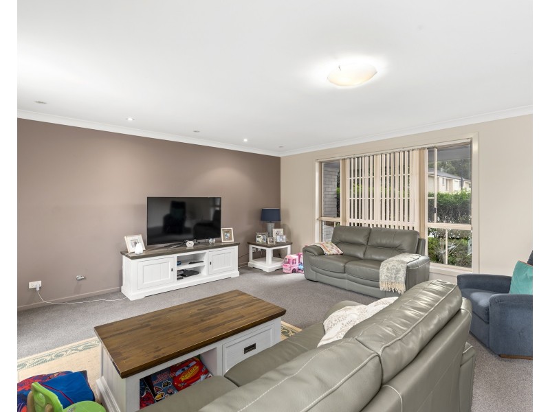 5 Pandorea Way, Valentine NSW 2280