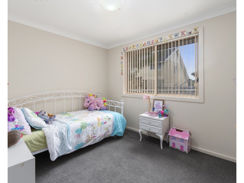 5 Pandorea Way, Valentine NSW 2280