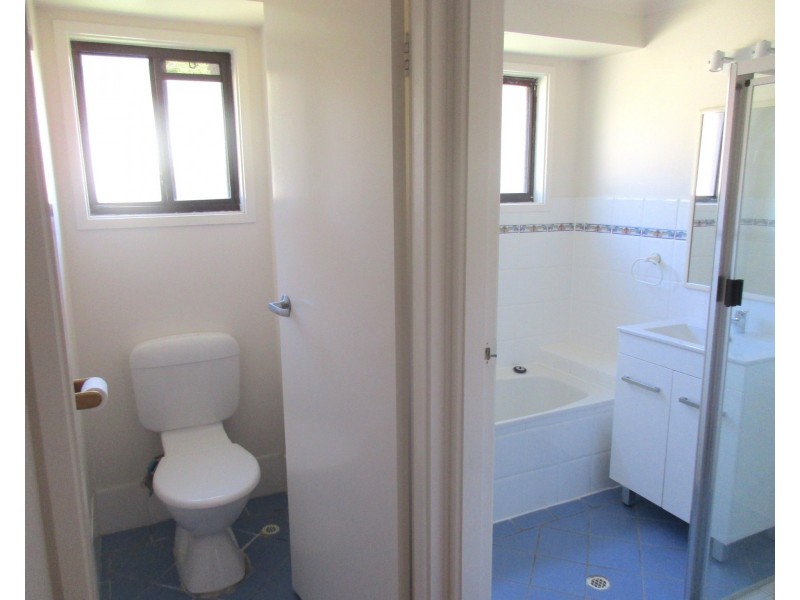 11 Harrison Street, Warners Bay NSW 2282