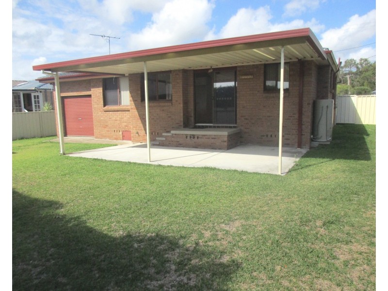 11 Harrison Street, Warners Bay NSW 2282