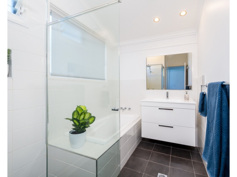 5 Chelston Close, Charlestown NSW 2290