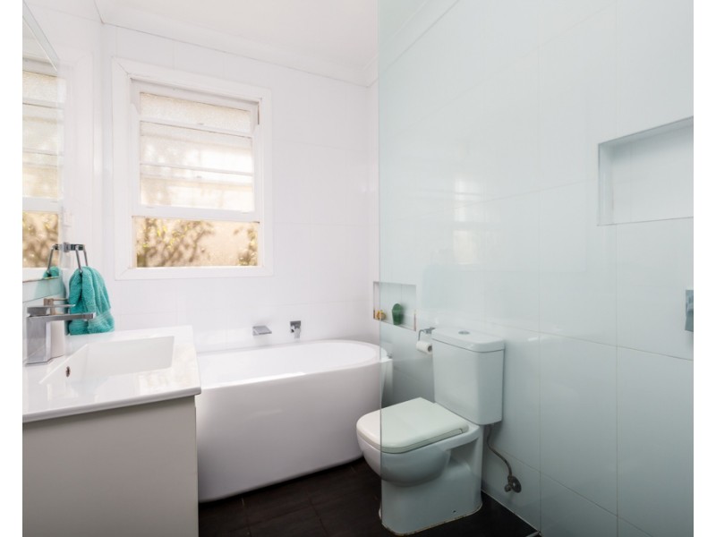 177 Northcott Drive, Adamstown Heights NSW 2289