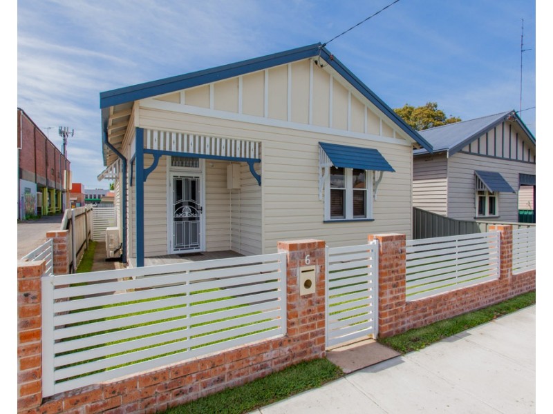 6 Denison Street, Mayfield NSW 2304