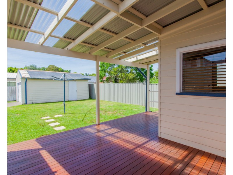 6 Denison Street, Mayfield NSW 2304