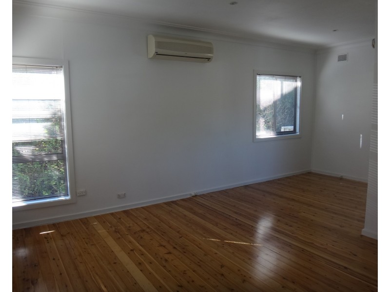 96 Roslyn Avenue, Charlestown NSW 2290