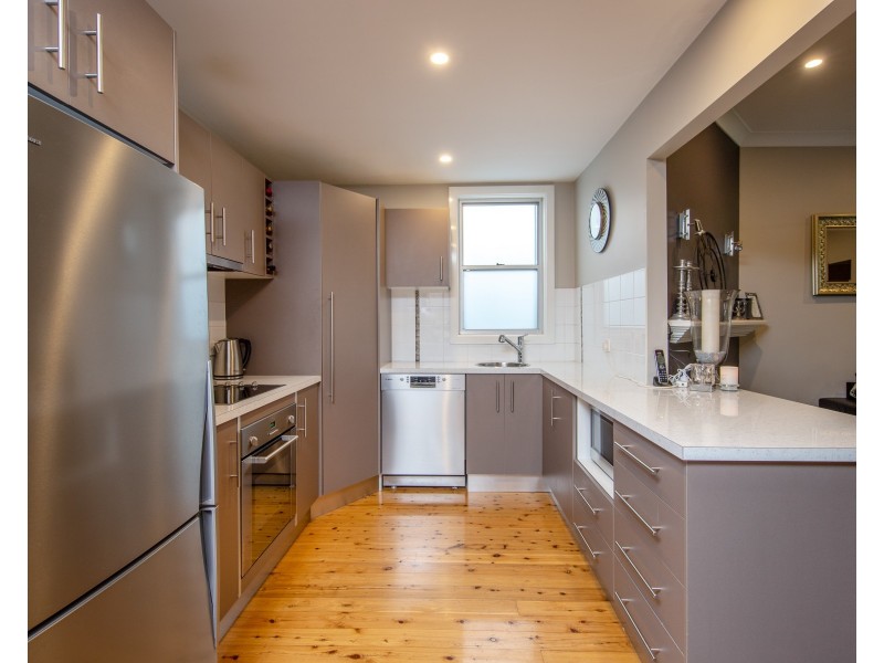 16 Charles Street, Cardiff NSW 2285