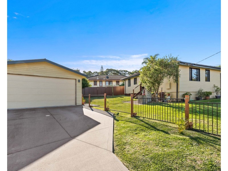 2 Alder Crescent, Gateshead NSW 2290