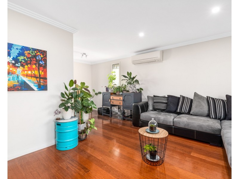 2 Alder Crescent, Gateshead NSW 2290