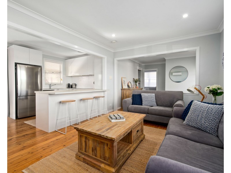 3 Flame Street, Gateshead NSW 2290