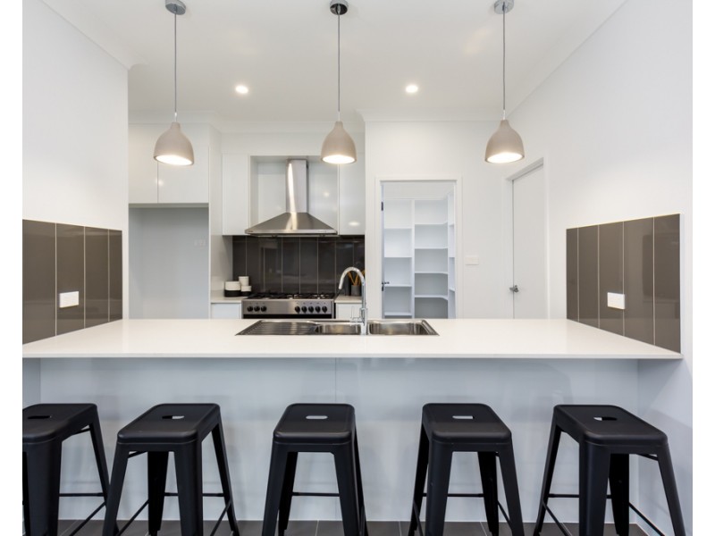 19 Windross Drive, Warners Bay NSW 2282