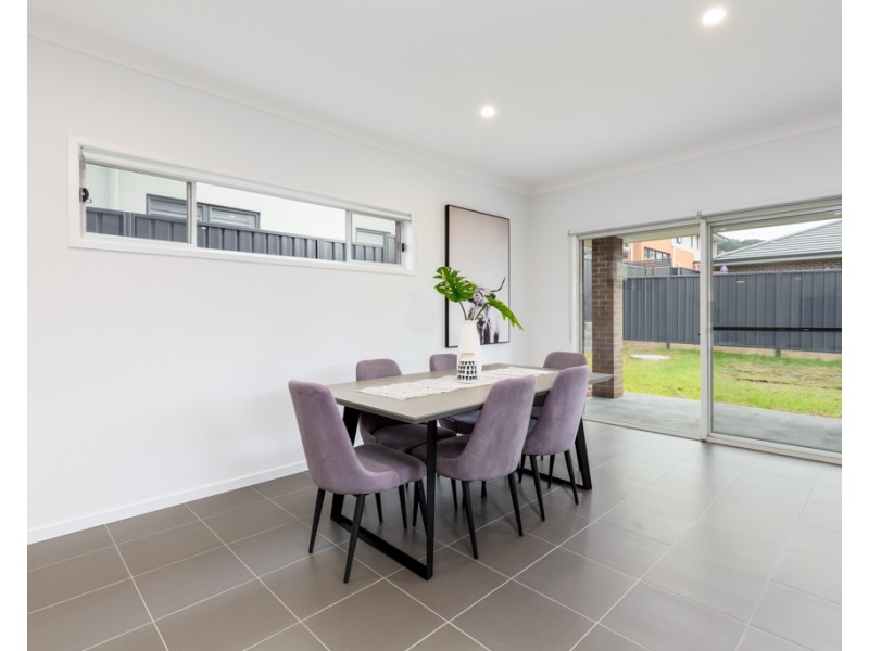 19 Windross Drive, Warners Bay NSW 2282