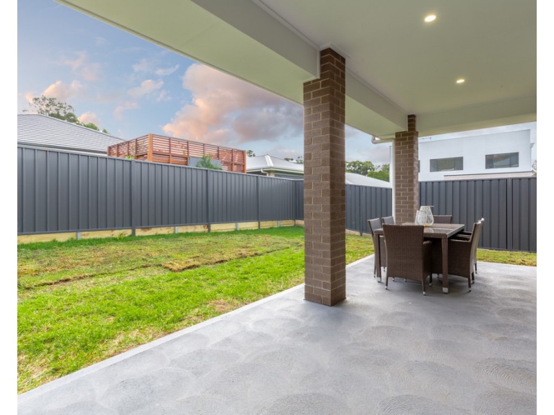 19 Windross Drive, Warners Bay NSW 2282