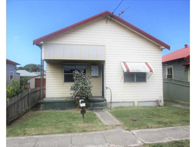 18 Denison Street, Mayfield NSW 2304