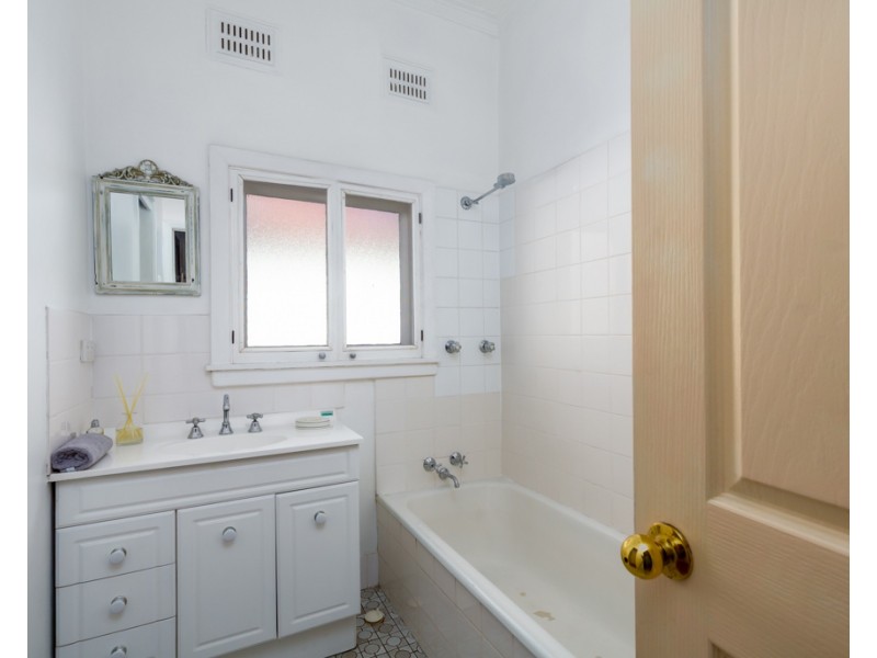 35 Cardiff Road, New Lambton Heights NSW 2305