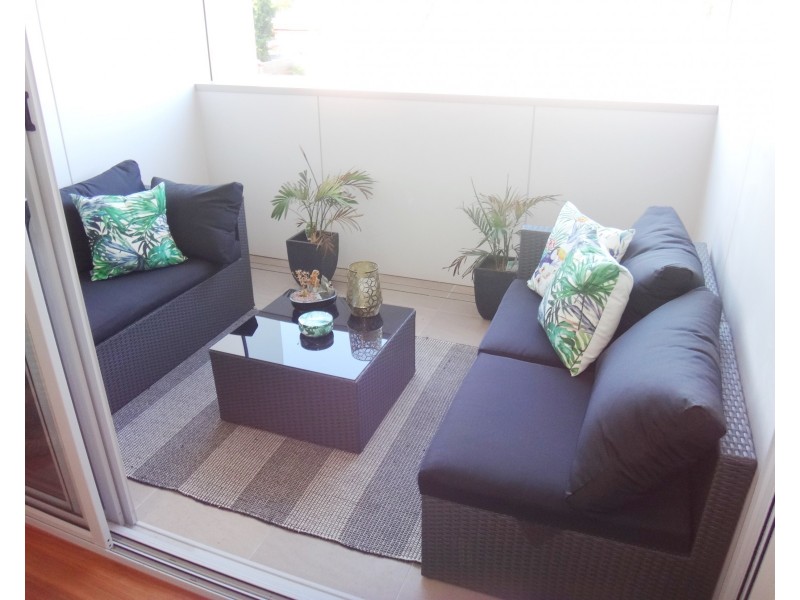 3/8A Bourke Street, Adamstown NSW 2289