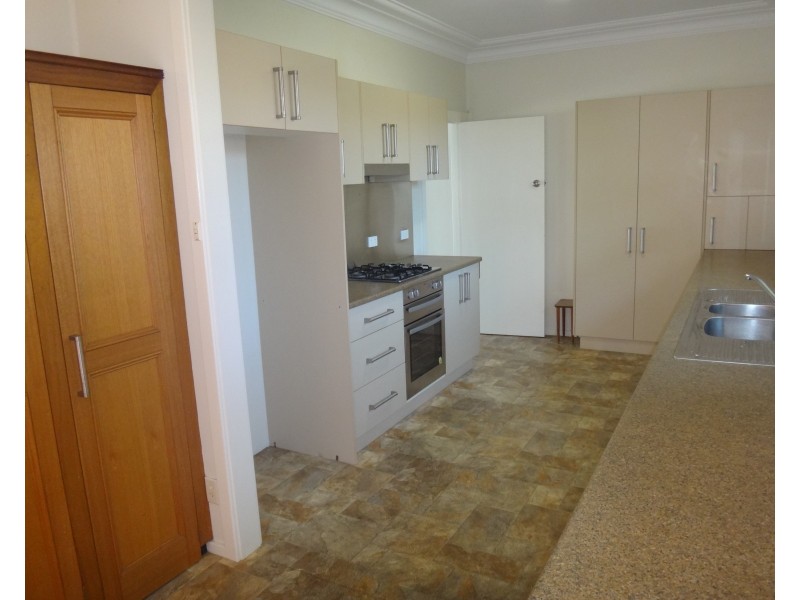 23 Garden Grove Parade, Adamstown Heights NSW 2289