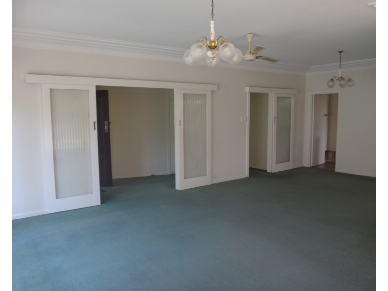 23 Garden Grove Parade, Adamstown Heights NSW 2289