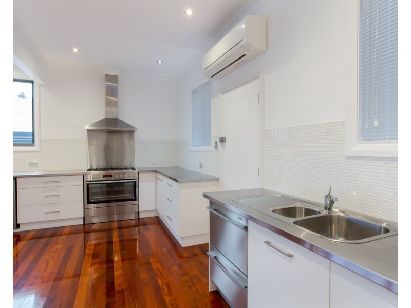 14 Carlton Street, Newcastle NSW 2300