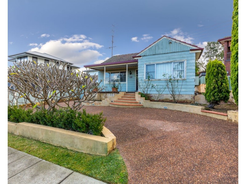 128 Croudace Road, Elermore Vale NSW 2287