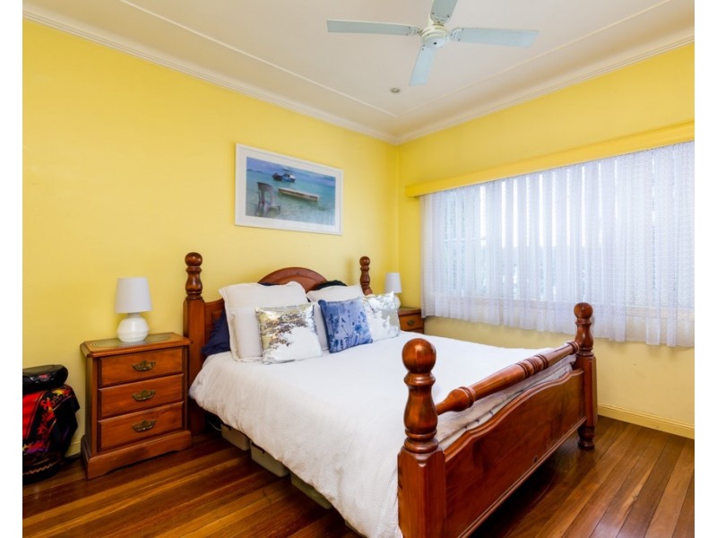 128 Croudace Road, Elermore Vale NSW 2287