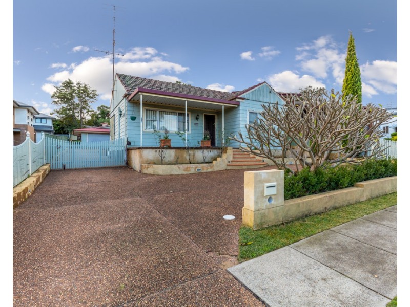 128 Croudace Road, Elermore Vale NSW 2287
