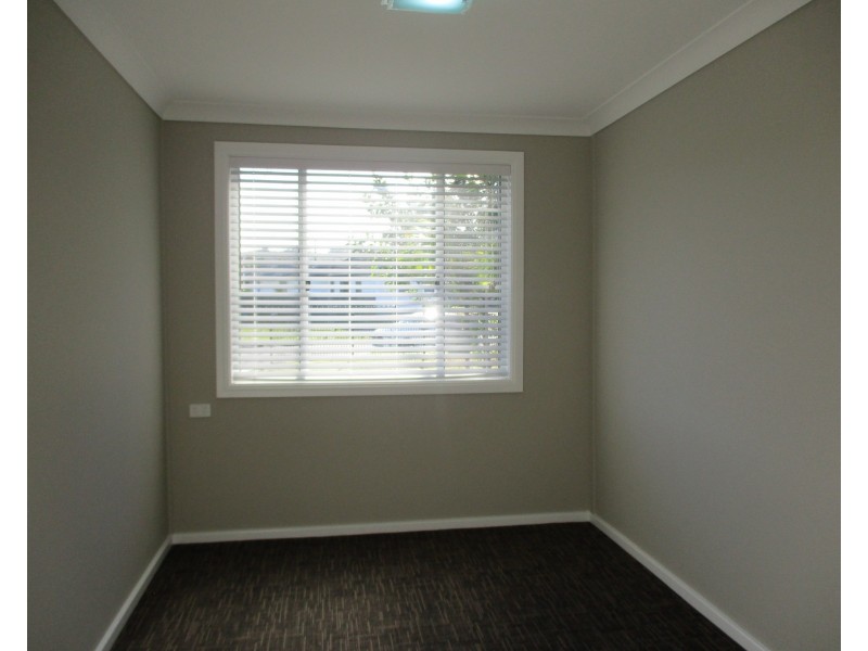 2 Acacia Place, Gateshead NSW 2290