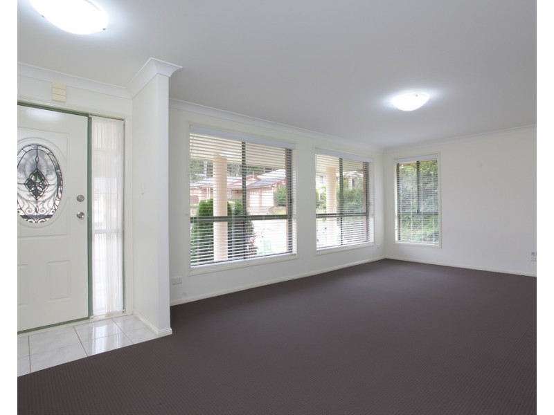 8 Matelot Place, Belmont NSW 2280