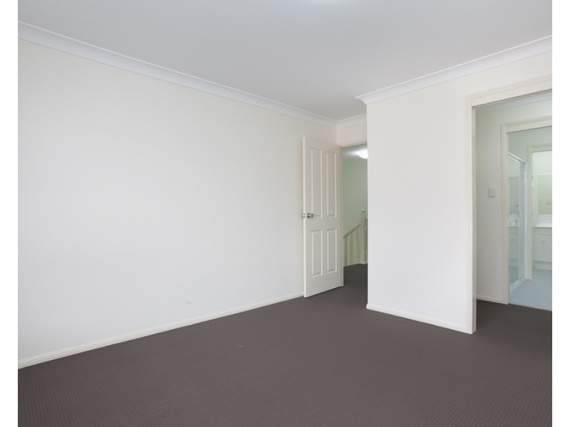 8 Matelot Place, Belmont NSW 2280