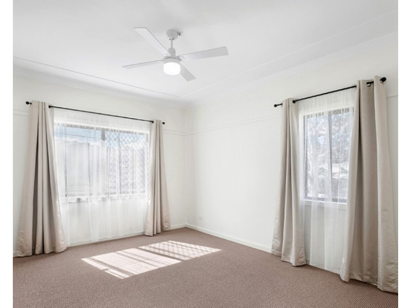1 Prince Street, Fennell Bay NSW 2283