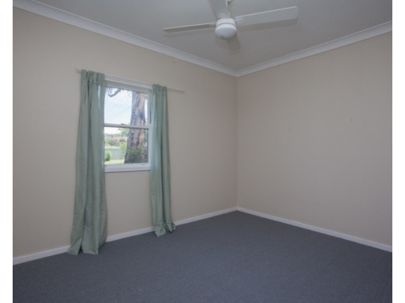 16 Swan Street, Windale NSW 2306