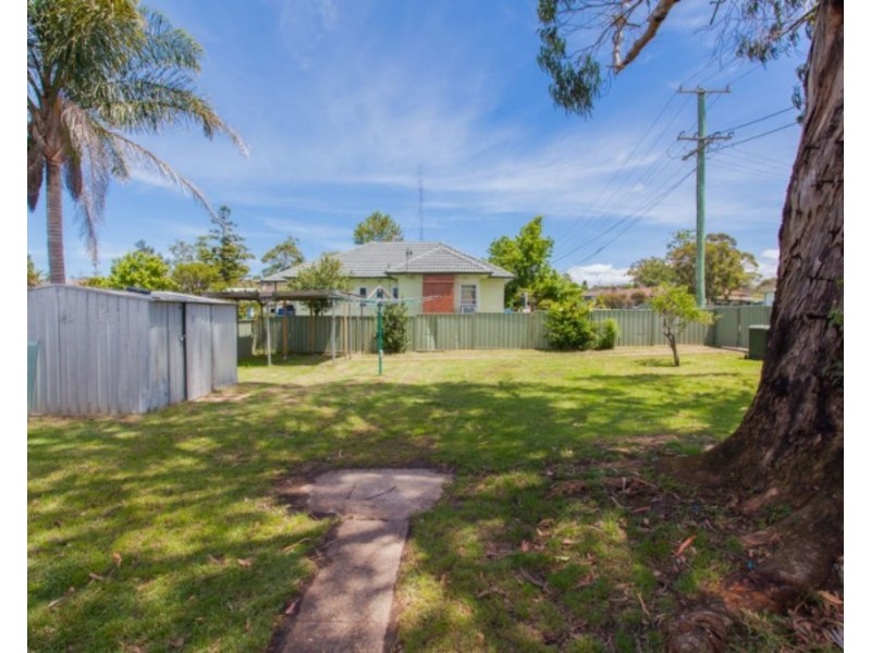 16 Swan Street, Windale NSW 2306