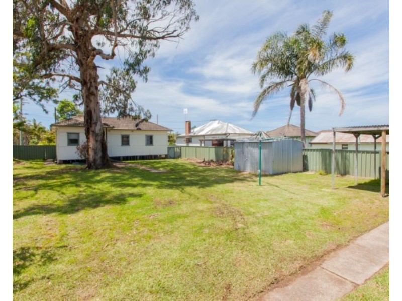 16 Swan Street, Windale NSW 2306