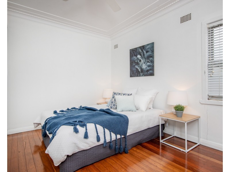 8 Hutton Street, Charlestown NSW 2290